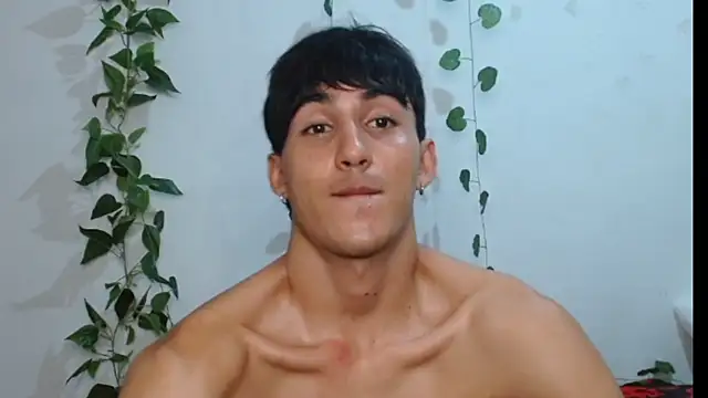 neithanzynxx online show from February 22, 2025, 7:36 pm