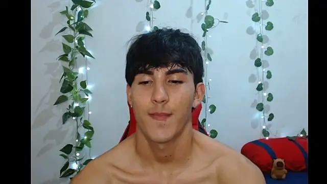 neithanzynxx online show from March 8, 2025, 7:53 pm