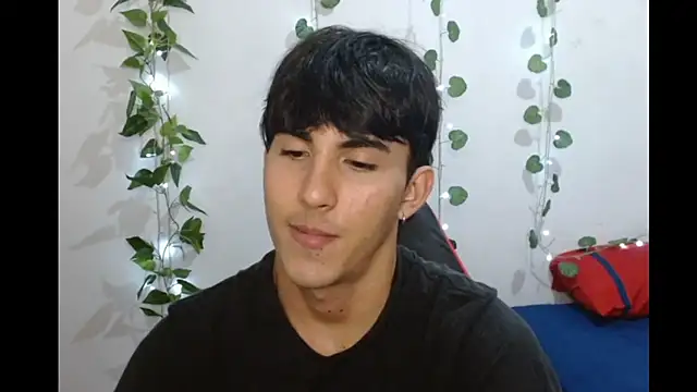 neithanzynxx online show from March 11, 2025, 7:25 pm