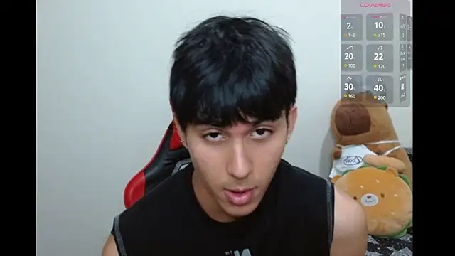 neithanzynxx online show from October 31, 2025, 8:10 pm