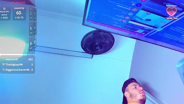 Snapshot of AdamParker_ chatting on March 7, 2025, 12:12 pm AdamParker online show from March 7, 2025, 12:12 pm