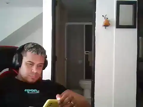 juniorguty online show from February 20, 2025, 9:09 pm