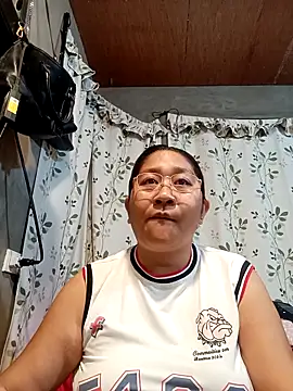 hotchubby88 online show from October 8, 2025, 12:36 pm