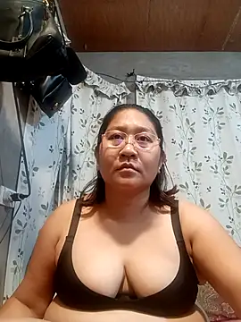 hotchubby88 online show from December 1, 2025, 11:59 am