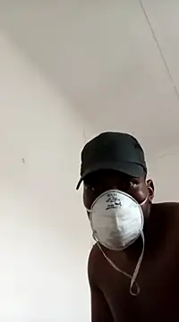 bosszonke123 online show from February 15, 2025, 8:54 pm