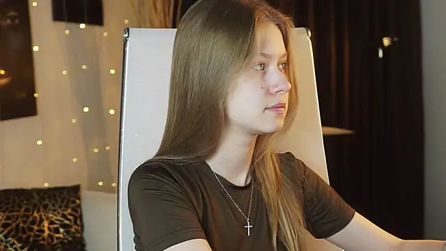 EveMundie online show from April 13, 2026, 7:47 am