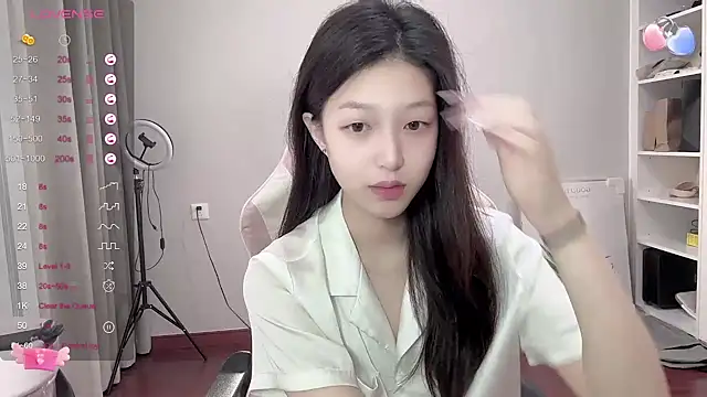 YaYa-521 online show from September 14, 2025, 2:27 pm