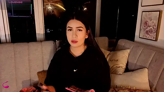 Ivanna West online show from December 16, 2025, 10:09 am