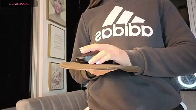 Ivanna West online show from February 25, 2026, 10:03 am