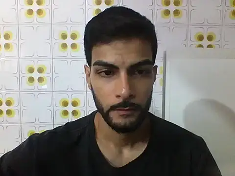 Gabrielteixeira120 online show from April 29, 2026, 11:25 am