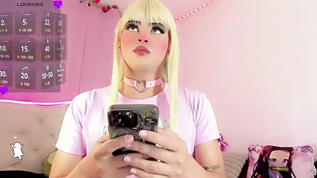 BabyNaomi2 online show from September 10, 2025, 11:38 pm