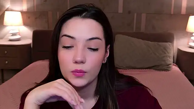 Alice Deleon online show from April 1, 2026, 11:00 am