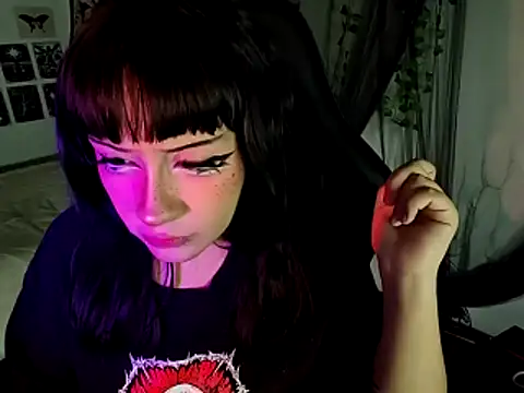 blue katt online show from November 15, 2025, 8:05 pm