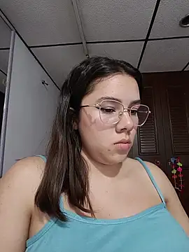 EmmaSulivan online show from May 13, 2026, 10:17 pm