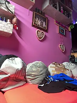 sexymelli18 online show from November 1, 2025, 6:54 pm