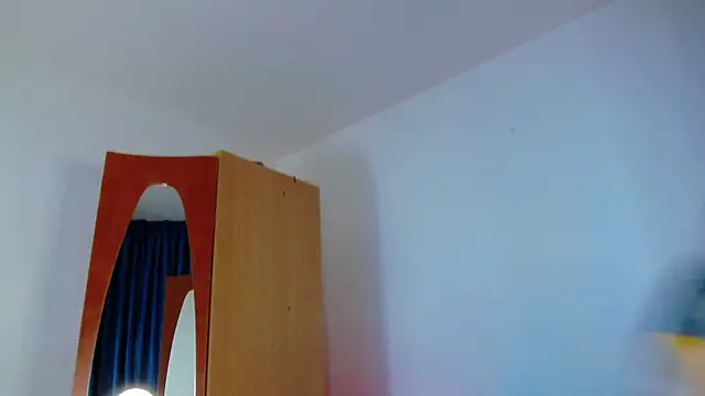 Sophie-Rosenfeld online show from September 24, 2025, 6:22 pm