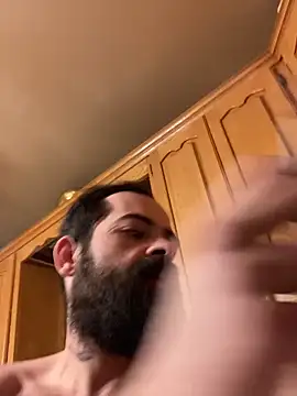 guccititi online show from December 18, 2025, 7:36 am