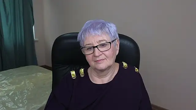 Sandra Snowflake online show from March 14, 2025, 7:04 am