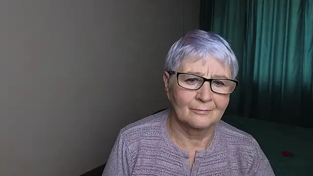 Sandra Snowflake online show from September 18, 2025, 11:34 am