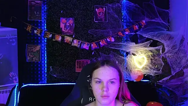 Dyna bae online show from October 29, 2025, 2:03 am