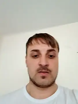 Snapshot of Eusuntnoulgigolo chatting on February 20, 2025, 9:33 am Eusuntnoulgigolo online show from February 20, 2025, 9:33 am