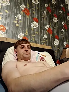Snapshot of Eusuntnoulgigolo chatting on May 11, 2026, 7:00 pm Eusuntnoulgigolo online show from May 11, 2026, 7:00 pm