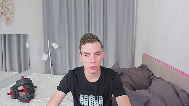 Daniel Kinng online show from March 11, 2025, 11:33 am