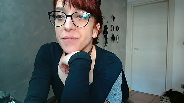 Snapshot of MirianaB chatting on March 14, 2025, 7:48 am MirianaB online show from March 14, 2025, 7:48 am