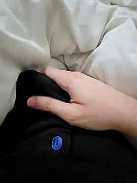 Snapshot of skiciyunis chatting on November 2, 2025, 9:06 pm skiciyunis online show from November 2, 2025, 9:06 pm