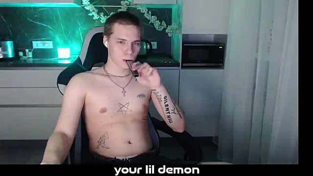 yourlildemon online show from February 28, 2026, 7:04 pm