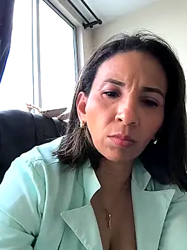 Mrsvictoriaaa online show from February 28, 2025, 3:04 pm