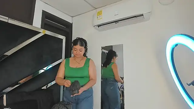 Snapshot of Rubyxht chatting on October 2, 2025, 12:34 pm Rubyxht online show from October 2, 2025, 12:34 pm