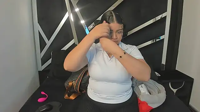 Snapshot of Rubyxht chatting on October 3, 2025, 12:35 pm Rubyxht online show from October 3, 2025, 12:35 pm