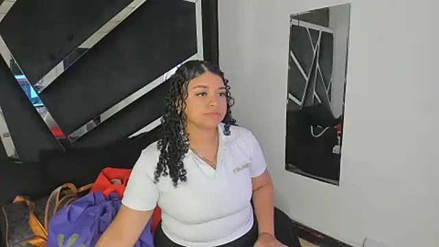 Snapshot of Rubyxht chatting on November 7, 2025, 12:38 pm Rubyxht online show from November 7, 2025, 12:38 pm