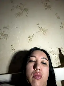 Naughtbaby 2025 online show from November 27, 2025, 12:13 am