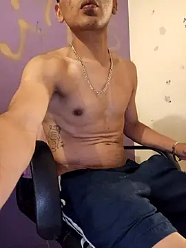 LeonRoots online show from February 18, 2026, 7:48 am