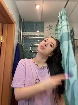 AlishaPrettyBlade online show from February 27, 2025, 3:25 am