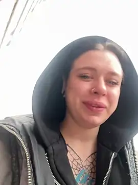 AlishaPrettyBlade online show from April 3, 2026, 8:12 am