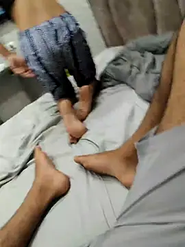 Snapshot of HorNy_Bro_Sis chatting on October 15, 2025, 4:34 am HorNy Bro Sis online show from October 15, 2025, 4:34 am