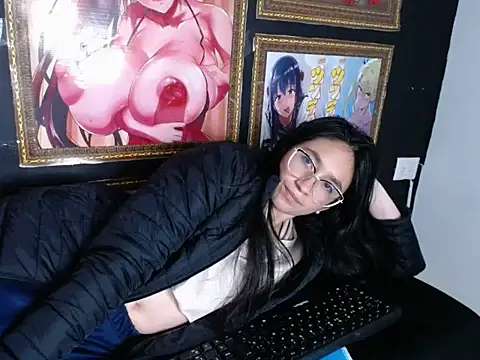 Arielle lov online show from February 24, 2025, 5:54 am