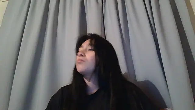 Arielle lov online show from November 1, 2025, 12:56 am