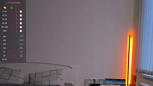 Snapshot of Andrea_tasty chatting on September 28, 2025, 2:55 pm Andrea tasty online show from September 28, 2025, 2:55 pm