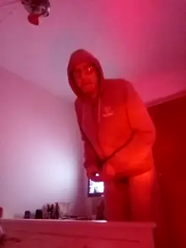 olviasssl77 online show from April 1, 2026, 8:17 pm