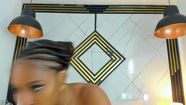 EmilyDiaaz online show from October 19, 2025, 12:28 pm