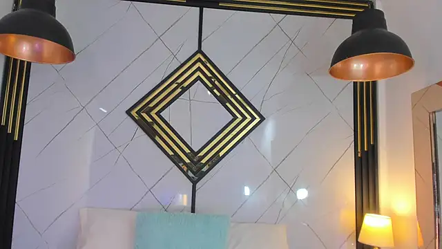 Snapshot of EmilyDiaaz chatting on November 6, 2025, 12:28 pm EmilyDiaaz online show from November 6, 2025, 12:28 pm