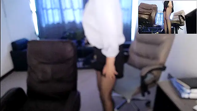 Snapshot of beira-01 chatting on October 6, 2025, 3:26 am beira-01 online show from October 6, 2025, 3:26 am