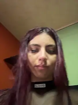 Emily-teen online show from February 14, 2026, 8:27 pm