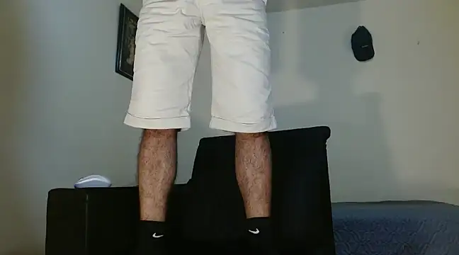 Snapshot of AngelHil chatting on March 19, 2025, 7:07 am AngelHil online show from March 19, 2025, 7:07 am