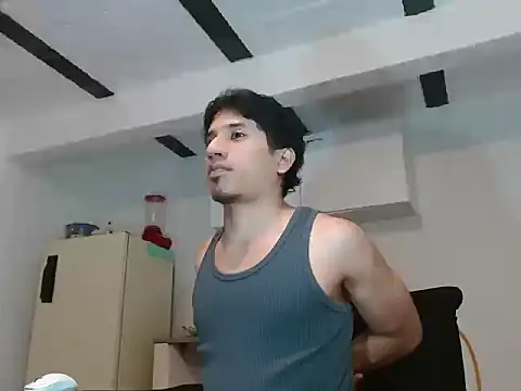 Snapshot of AngelHil chatting on September 20, 2025, 2:45 am AngelHil online show from September 20, 2025, 2:45 am