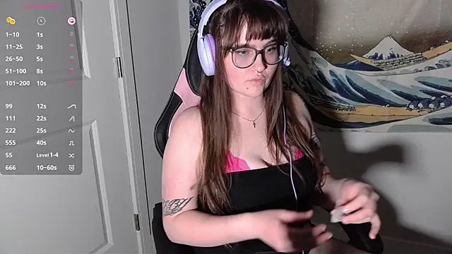 Snapshot of Snickerdoodles69 chatting on February 18, 2025, 2:49 am Snickerdoodles69 online show from February 18, 2025, 2:49 am